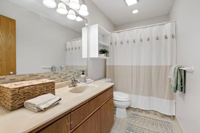 4540 Wellington Lane N, Plymouth, MN 55442