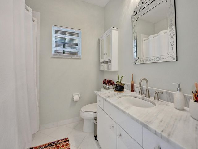 2111 RESTON Circle, Royal Palm Beach, FL 33411