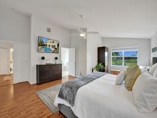 2111 RESTON Circle, Royal Palm Beach, FL 33411