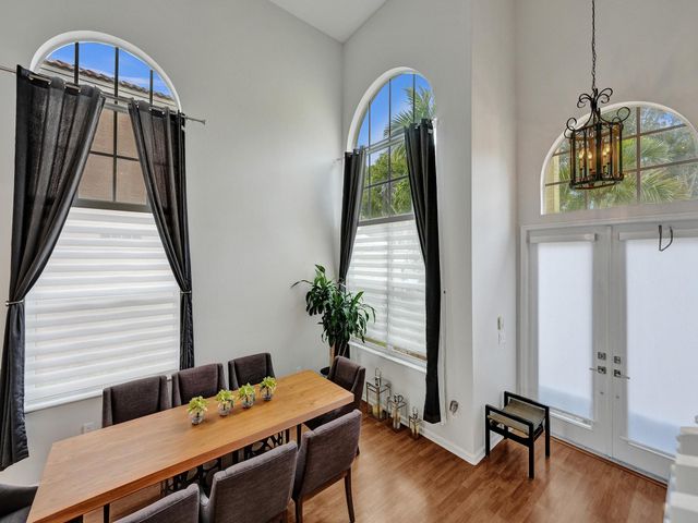 2111 RESTON Circle, Royal Palm Beach, FL 33411
