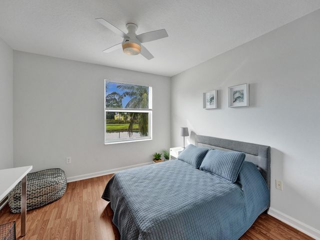 2111 RESTON Circle, Royal Palm Beach, FL 33411