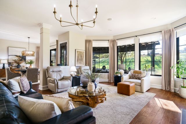 106 W Carruth Lane, Double Oak, TX 75077