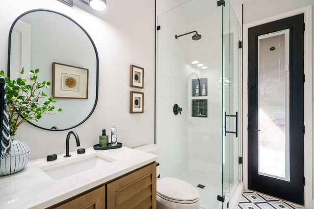 106 W Carruth Lane, Double Oak, TX 75077