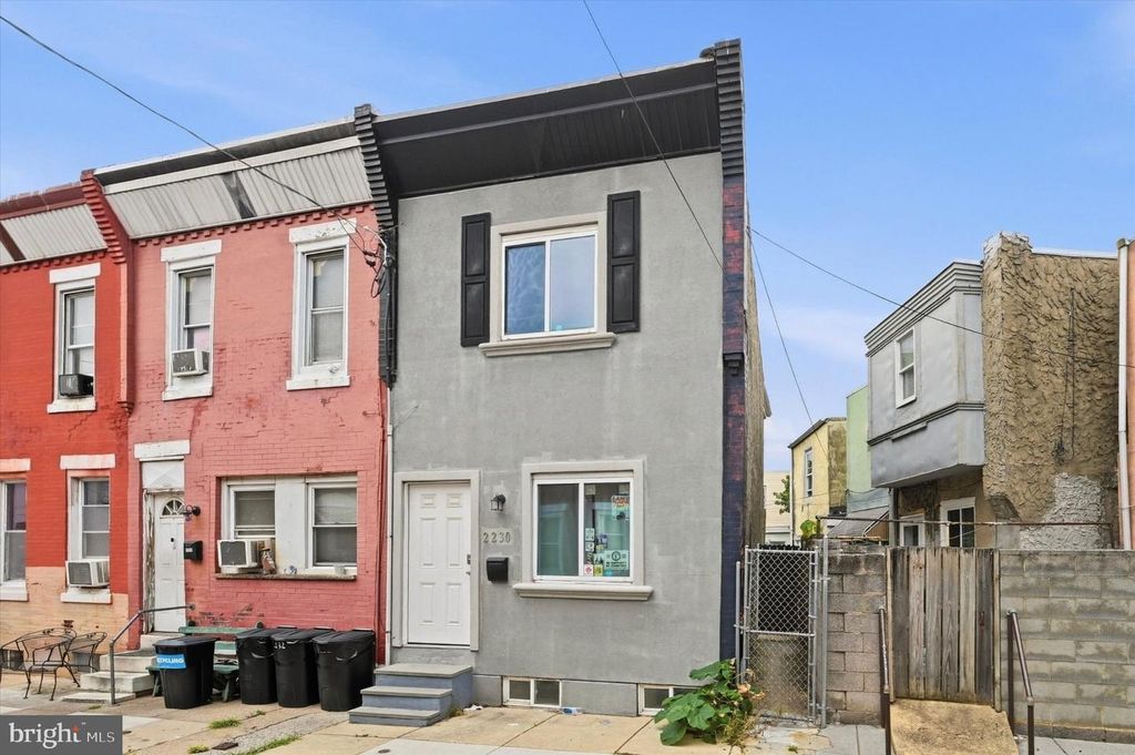 2230 S FAIRHILL ST, PHILADELPHIA, PA 19148 — exterior