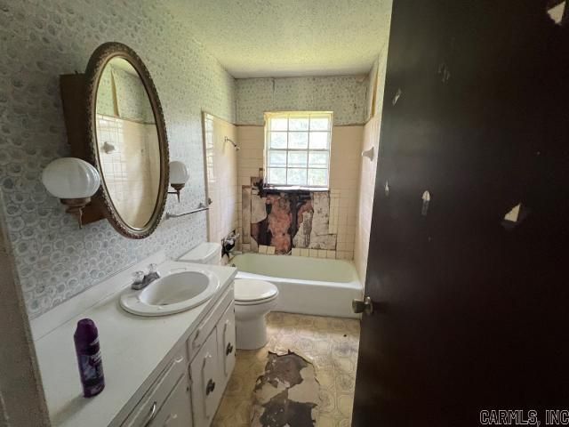 10 Labette Court, Little Rock, AR 72205