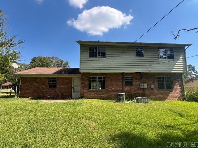 10 Labette Court, Little Rock, AR 72205