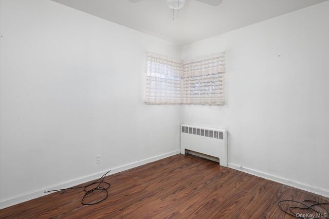 12 Westbury Avenue, Plainview, NY 11803