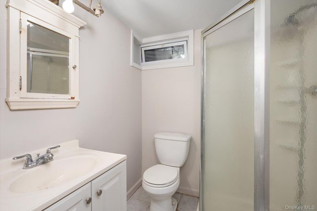 12 Westbury Avenue, Plainview, NY 11803