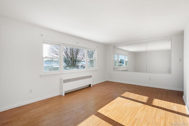 12 Westbury Avenue, Plainview, NY 11803