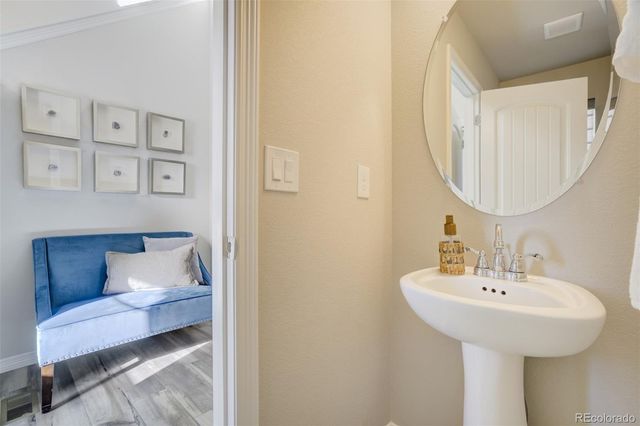 5338 Kingscote Drive, Colorado Springs, CO 80915