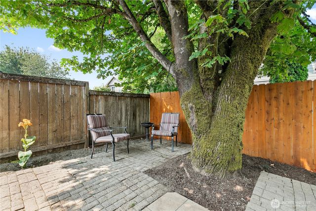 4828 College Lane SE, Lacey, WA 98503