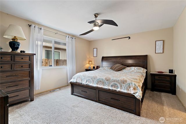 4828 College Lane SE, Lacey, WA 98503