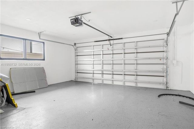 4943 Pelican Blvd, Cape Coral, FL 33914