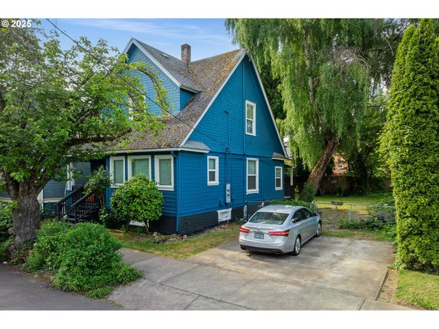 3236 Se YAMHILL St, Portland, OR 97214