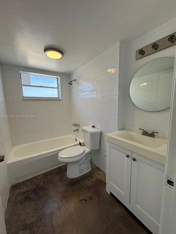 7904 West Dr 101, North Bay Village, FL 33141