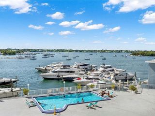 7904 West Dr 101, North Bay Village, FL 33141