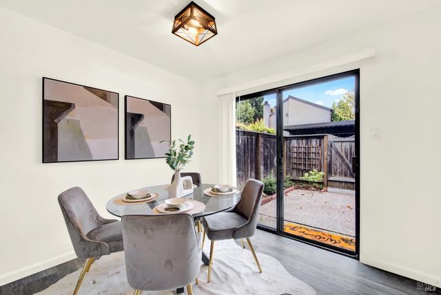 3495 Valle Verde Dr, Napa, CA 94558