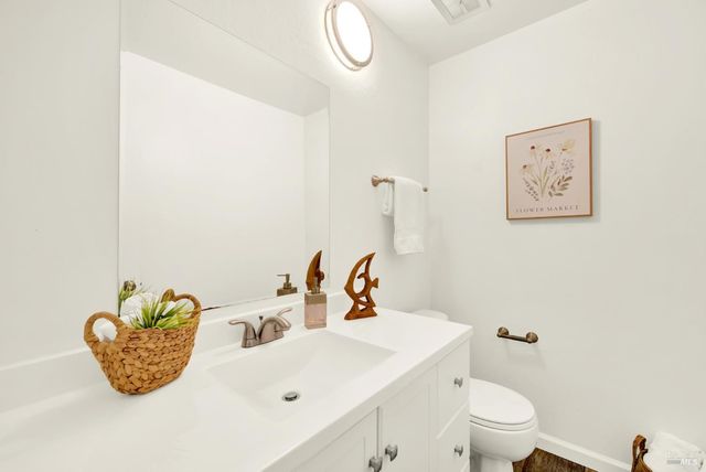 3495 Valle Verde Dr, Napa, CA 94558