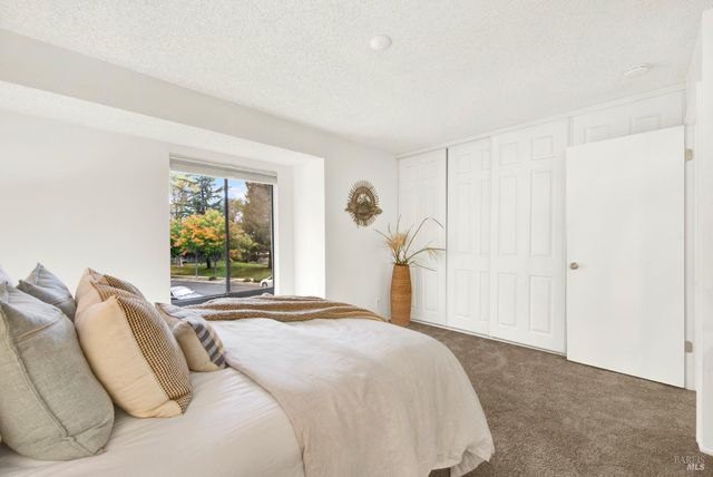 3495 Valle Verde Dr, Napa, CA 94558