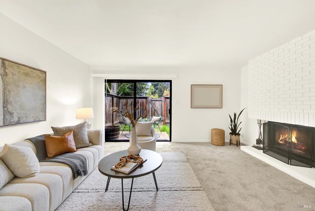 3495 Valle Verde Dr, Napa, CA 94558