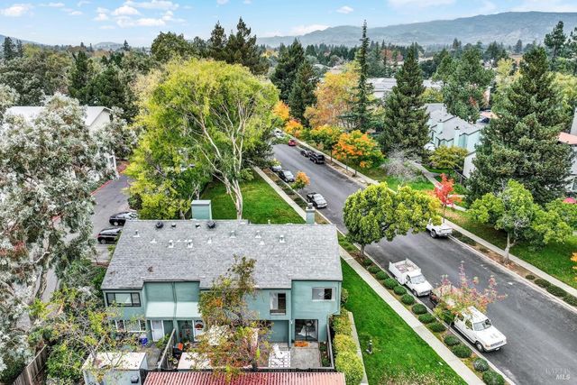 3495 Valle Verde Dr, Napa, CA 94558