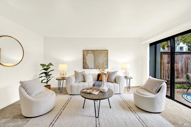 3495 Valle Verde Dr, Napa, CA 94558