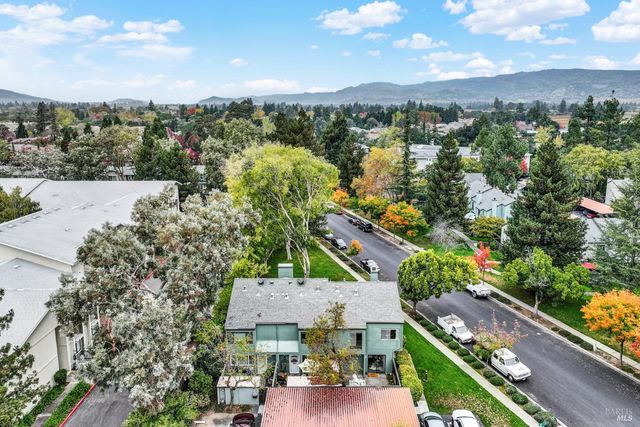 3495 Valle Verde Dr, Napa, CA 94558