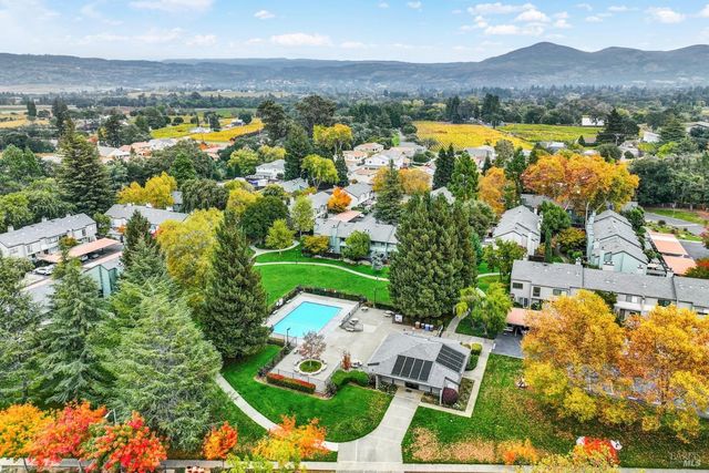 3495 Valle Verde Dr, Napa, CA 94558