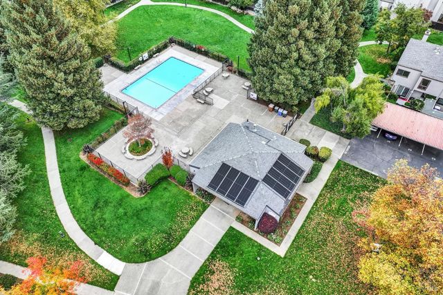 3495 Valle Verde Dr, Napa, CA 94558