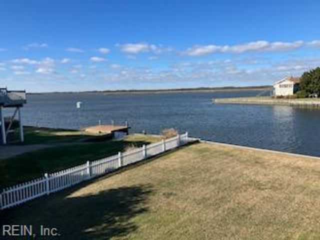 336 Whiting LN, Virginia Beach, VA 23456