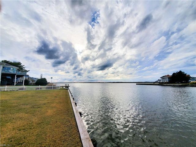 336 Whiting LN, Virginia Beach, VA 23456