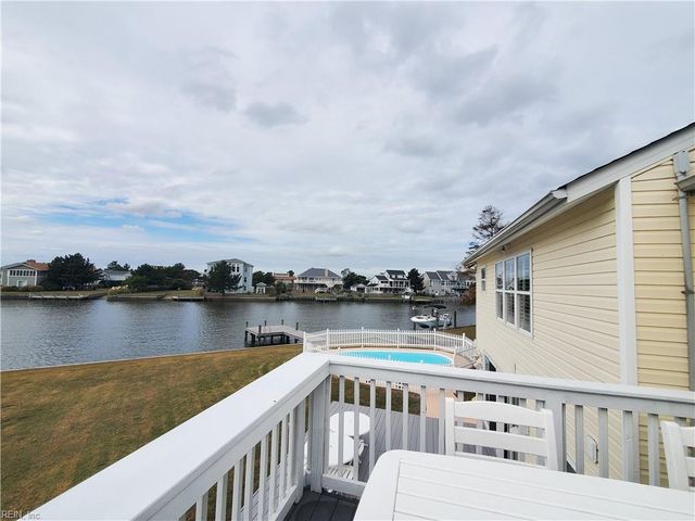 336 Whiting LN, Virginia Beach, VA 23456