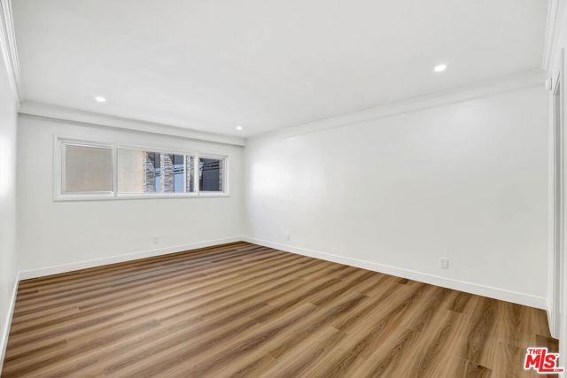 11970 Montana Avenue 110, Los Angeles, CA 90049