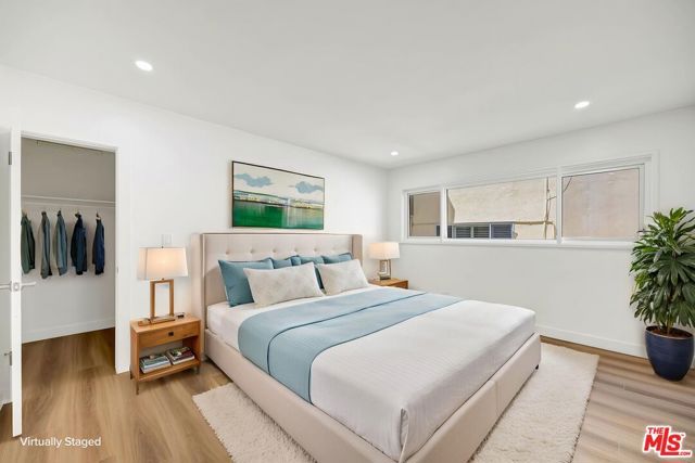 11970 Montana Avenue 110, Los Angeles, CA 90049