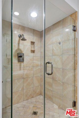 11970 Montana Avenue 110, Los Angeles, CA 90049