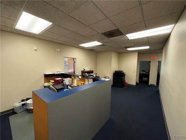 128 Metropolitan Park Drive, Salina, NY 13088