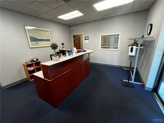 128 Metropolitan Park Drive, Salina, NY 13088