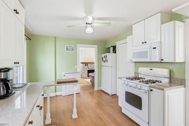 7731 7th AVENUE, Kenosha, WI 53143