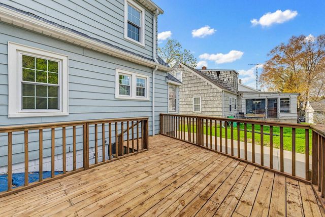 7731 7th AVENUE, Kenosha, WI 53143
