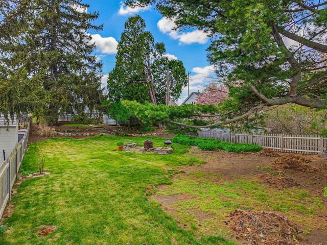 7731 7th AVENUE, Kenosha, WI 53143