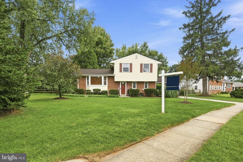 235 CHANTREY RD, Lutherville Timonium, MD 21093