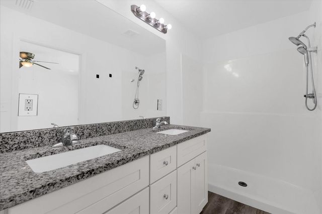 549 MALAUKA RADIAL, Ocklawaha, FL 32179