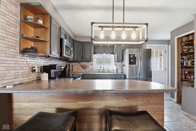 3518 River Bluff Road, Anderson, IN 46012