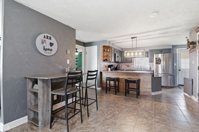 3518 River Bluff Road, Anderson, IN 46012