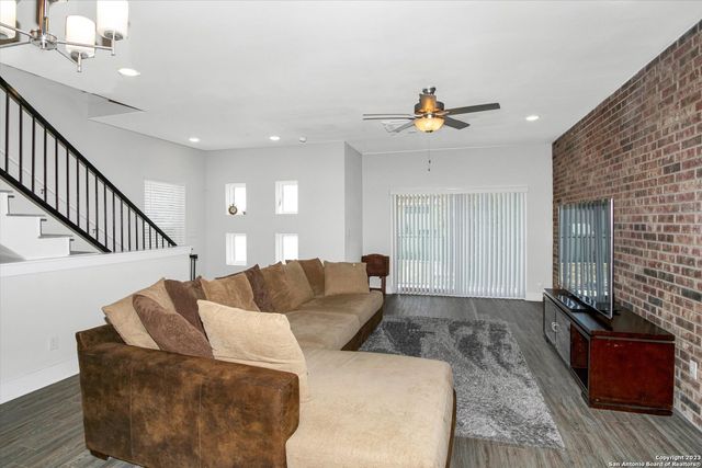 302 Tendick Unit 1103, San Antonio, TX 78209