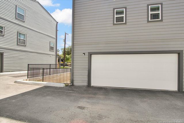 302 Tendick Unit 1103, San Antonio, TX 78209