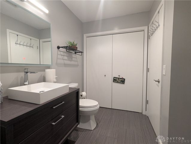 1977 Willoughby Avenue, Moorefield Twp, OH 45502