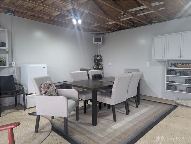 1977 Willoughby Avenue, Moorefield Twp, OH 45502