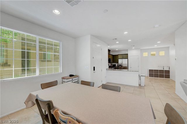 6169 Scarlet Leaf Street, Las Vegas, NV 89148