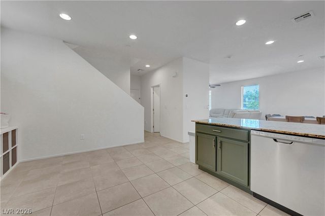 6169 Scarlet Leaf Street, Las Vegas, NV 89148